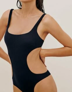Allie One Piece - Black -Vix Paula Hermanny Sales Shop ALLIEONEPIECE DETAIL 1