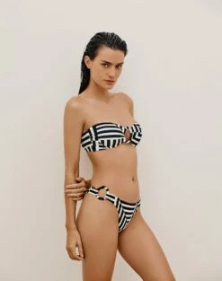 Tisa Detail Bottom - Geo -Vix Paula Hermanny Sales Shop TISADETAILBOTTOM FRONT 1