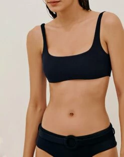 Zuri Top - Black 12 Zuri Top - Black -Vix Paula Hermanny Sales Shop ZURITOP DETAIL 2dfaa946 906c 4b1b 9269 132a1de69395