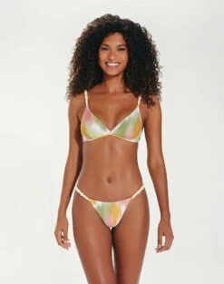 Zene Kira Top - Duala -Vix Paula Hermanny Sales Shop ZeneKiraTop front 6146c59c 34de 4f84 b959 4796aae1db20 1