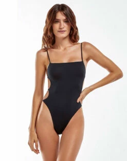 Cindy One Piece - Black -Vix Paula Hermanny Sales Shop black cindy 1pc d69ca959 3af4 445a 8854 a6efd81f1be6