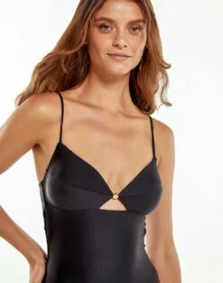 Gracie One Piece - Black 12 Gracie One Piece - Black -Vix Paula Hermanny Sales Shop black gracie 1pc 2 1